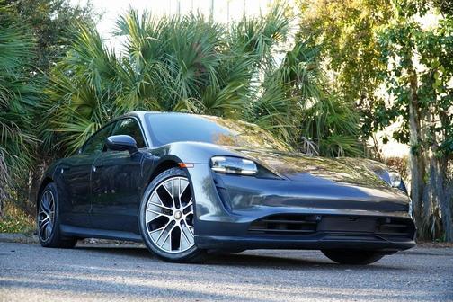 2022 Porsche Taycan Base