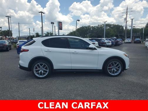 2019 Alfa Romeo Stelvio Ti Sport