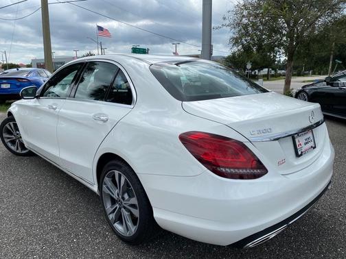 Photo 4 of 32 of 2020 Mercedes-Benz C-Class C 300