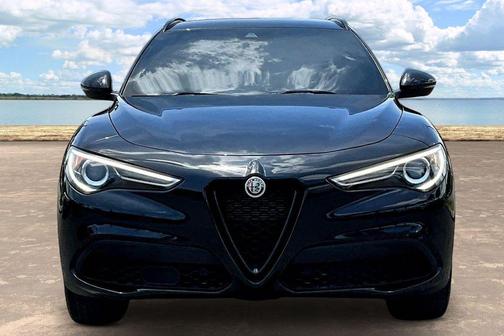 Vulcano Black Metallic 2022 Alfa Romeo Stelvio Sprint