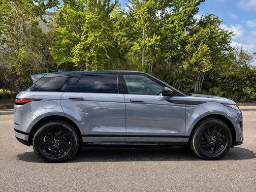 Nolita Gray Metallic 2023 Land Rover Range Rover Evoque Dynamic