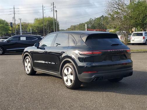 2021 Porsche Cayenne Base
