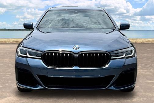 Arctic Race Blue Metallic 2023 BMW 530e 530e iPerformance