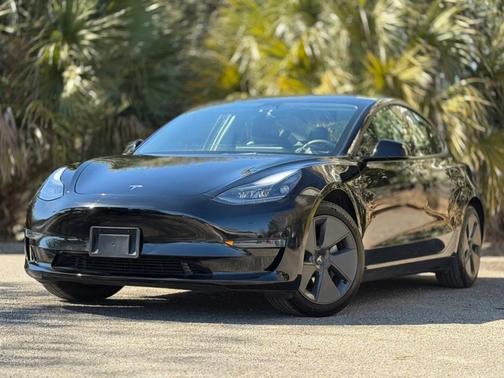 2023 Tesla Model 3 Base