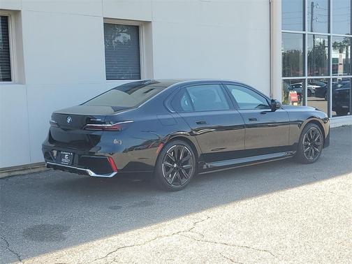 2023 BMW i7 xDrive60