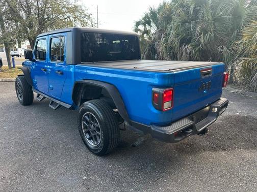 2020 Jeep Gladiator Sport