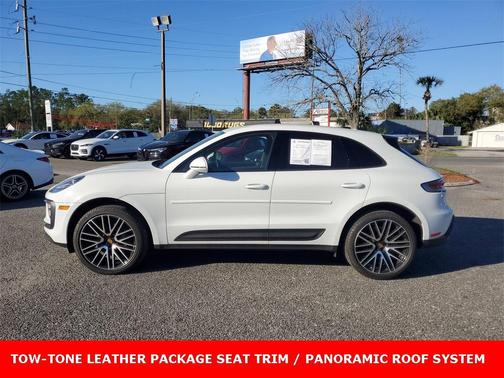 2022 Porsche Macan Base