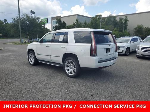 2018 Cadillac Escalade Luxury