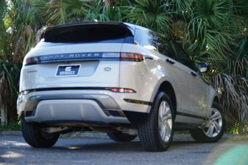 Seoul Pearl Silver 2021 Land Rover Range Rover Evoque R-Dynamic S