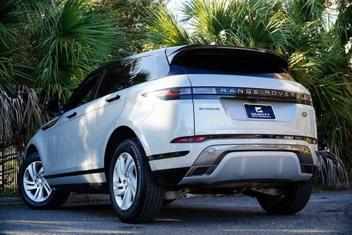 Seoul Pearl Silver 2021 Land Rover Range Rover Evoque R-Dynamic S