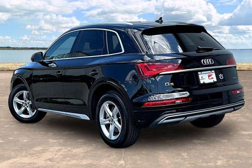 Brilliant Black 2021 Audi Q5 45 Premium