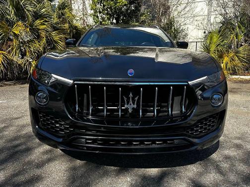 2021 Maserati Levante Base