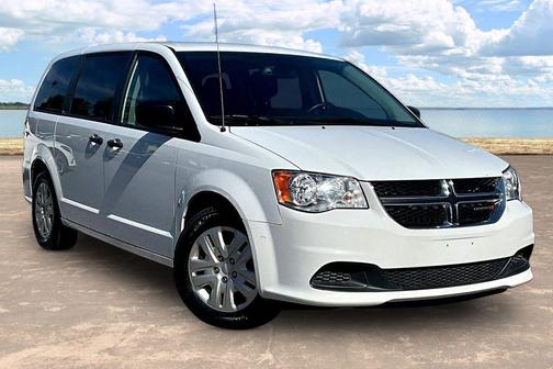 White Knuckle Clearcoat 2020 Dodge Grand Caravan SE
