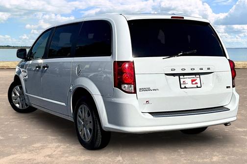 White Knuckle Clearcoat 2020 Dodge Grand Caravan SE