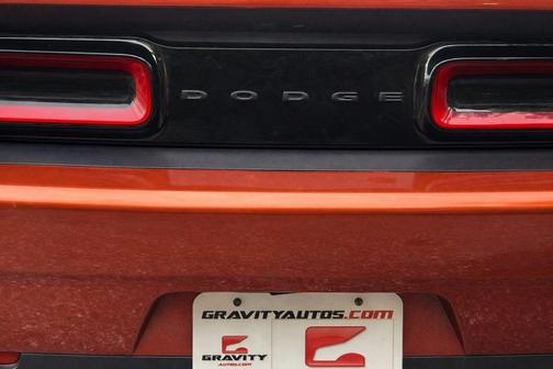 Sinamon Stick 2021 Dodge Challenger SXT