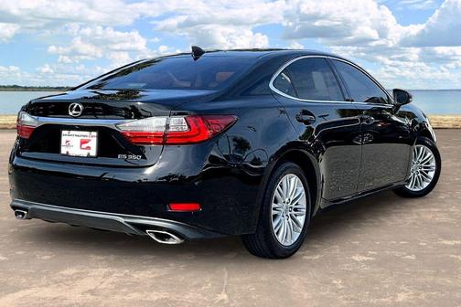 Obsidian Black 2017 Lexus ES 350 Base