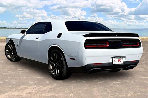 White Knuckle Clearcoat 2022 Dodge Challenger SRT Hellcat