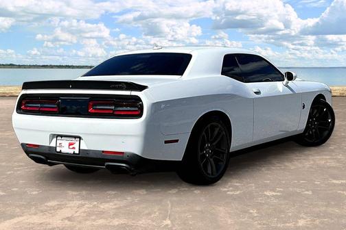 White Knuckle Clearcoat 2022 Dodge Challenger SRT Hellcat