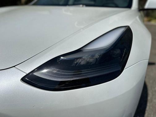 White 2023 Tesla Model 3 Base