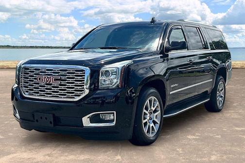 Onyx Black 2019 GMC Yukon XL Denali