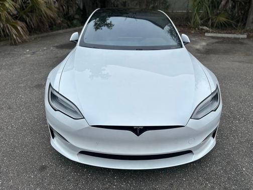2021 Tesla Model S Plaid
