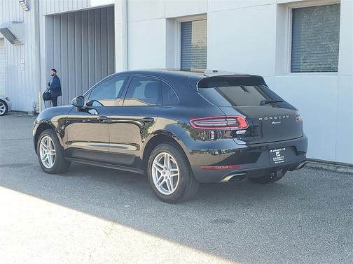 2018 Porsche Macan Base