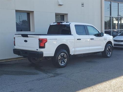 2022 Ford F-150 Lightning Pro