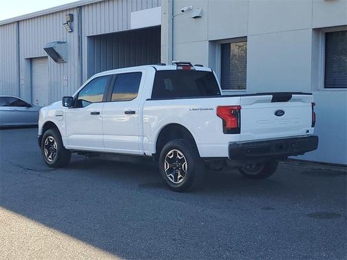 2022 Ford F-150 Lightning Pro