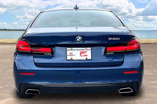 Phytonic Blue Metallic 2022 BMW 540 i