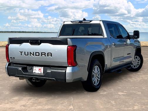 Celestial Silver Metallic 2022 Toyota Tundra SR5