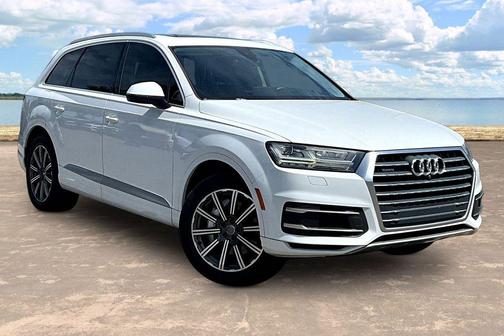 Glacier White Metallic 2019 Audi Q7 45 Premium Plus