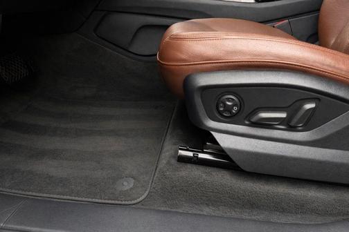 Glacier White Metallic 2019 Audi Q7 45 Premium Plus