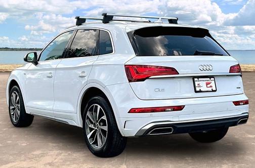 Ibis White 2019 Audi Q5 2.0T Premium