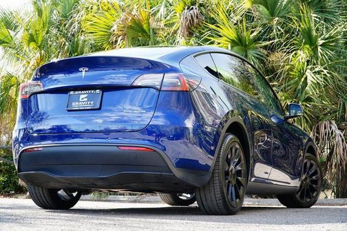 2022 Tesla Model Y Long Range
