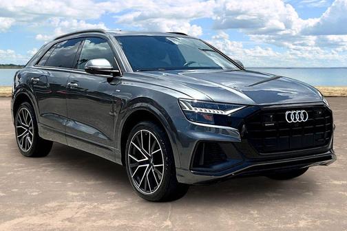 Daytona Gray Pearl Effect 2020 Audi Q8 55 Premium Plus