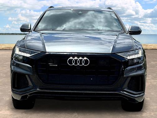 Daytona Gray Pearl 2020 Audi Q8 55 Premium Plus