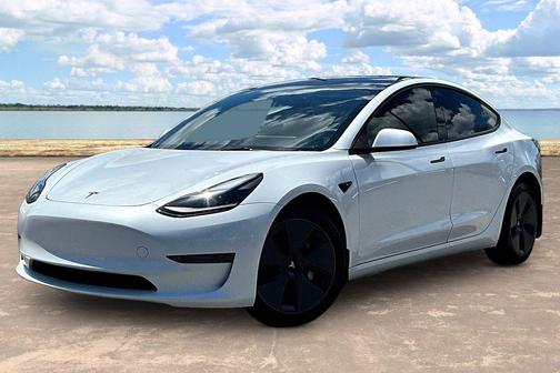 White 2023 Tesla Model 3 Base