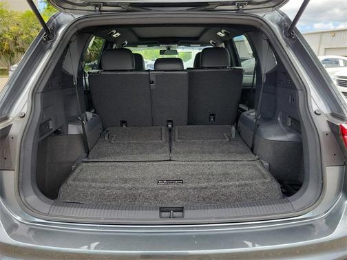 2021 Volkswagen Tiguan 2.0T SE R-Line Black