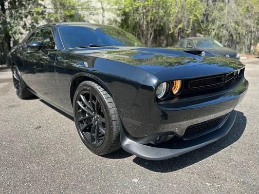 Pitch Black Clearcoat 2020 Dodge Challenger R/T Scat Pack