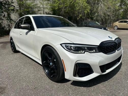 Mineral White Metallic 2020 BMW M340 i