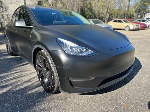 Black 2021 Tesla Model Y Performance