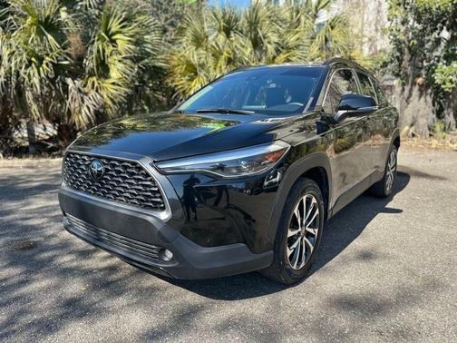 2022 Toyota Corolla Cross XLE