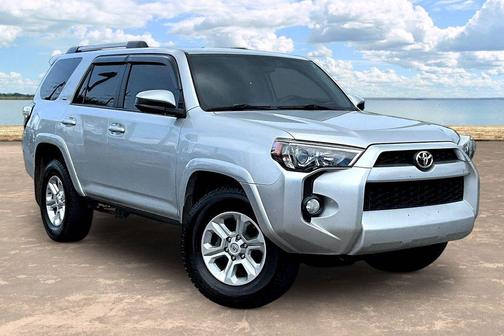 Classic Silver Metallic 2019 Toyota 4Runner SR5
