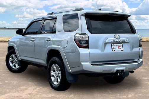Classic Silver Metallic 2019 Toyota 4Runner SR5