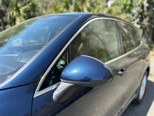 2013 Porsche Cayenne Base