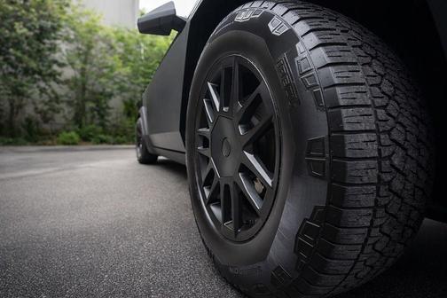 Blue 2024 Tesla Cybertruck Base