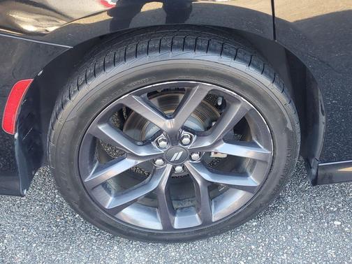 Pitch Black Clearcoat 2020 Dodge Charger R/T