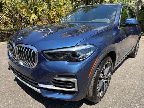 Phytonic Blue Metallic 2023 BMW X5 sDrive40i