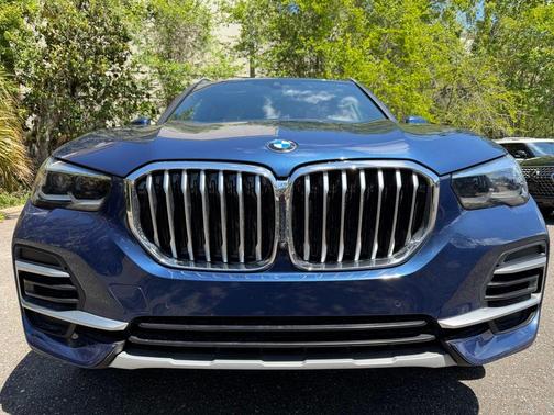 Phytonic Blue Metallic 2023 BMW X5 sDrive40i
