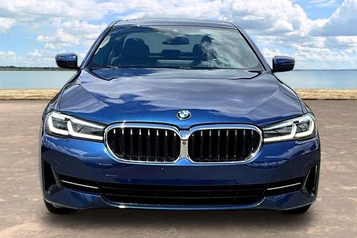 Phytonic Blue Metallic 2021 BMW 530 i